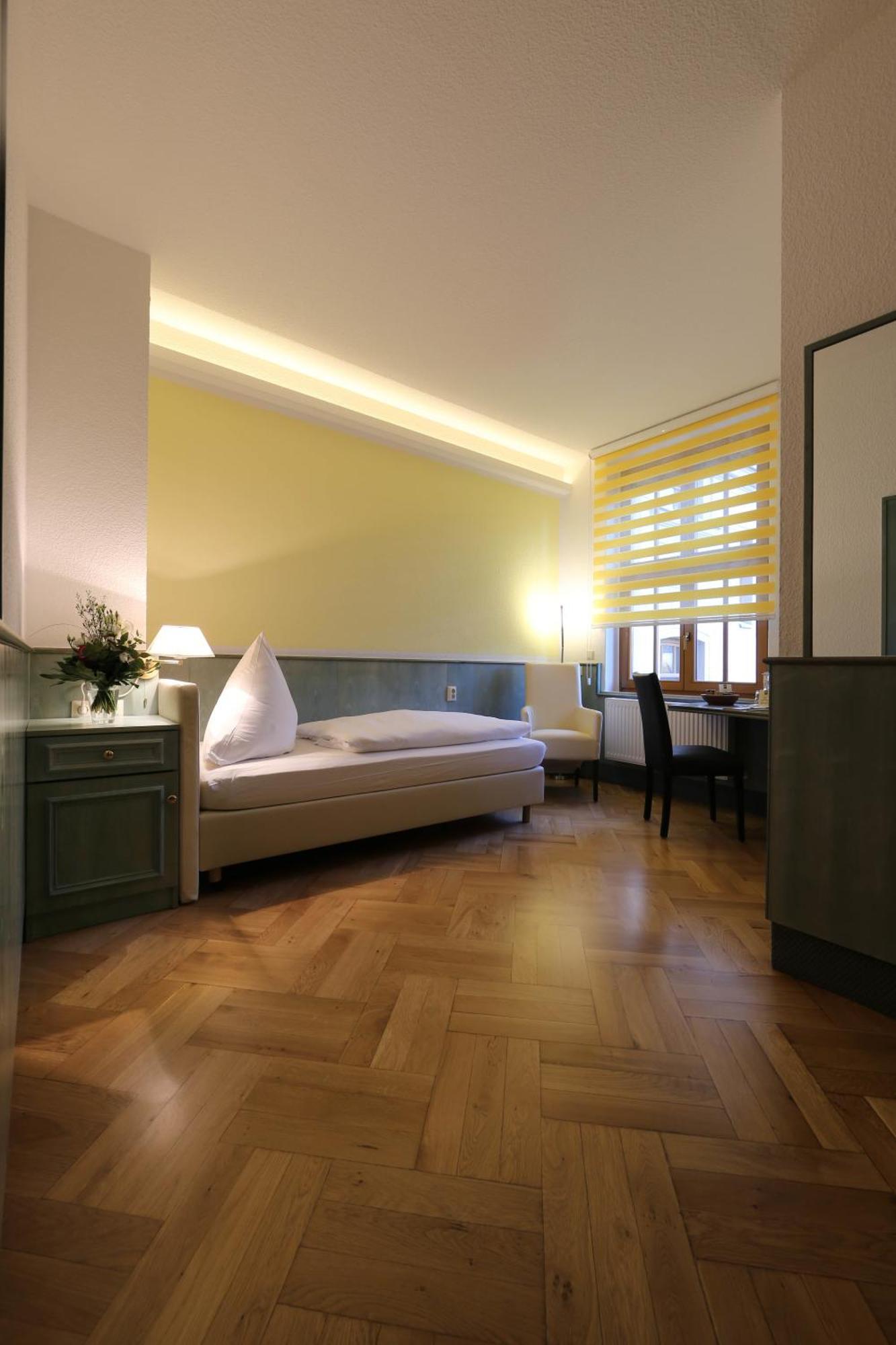 Parkhotel Plauen Rum bild